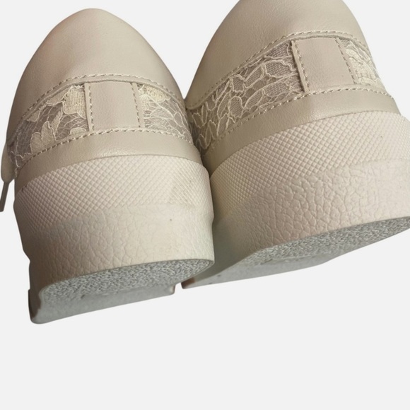 NWOB Dolce Vita Harryson Lace Panel Sneakers Victoriancore Cottagecore Coquette - Picture 5 of 9